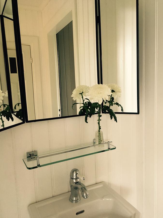 Villamilsten B&B Lidkoping Bagian luar foto
